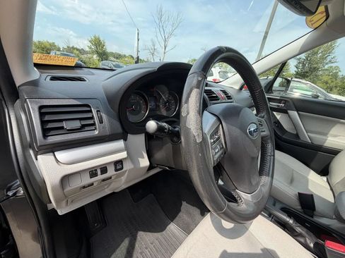 Used 2015 Subaru Forester 2.5i Limited AWD/4WD image 11