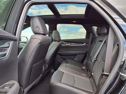 Used 2022 Cadillac XT5 Premium Luxury image 30