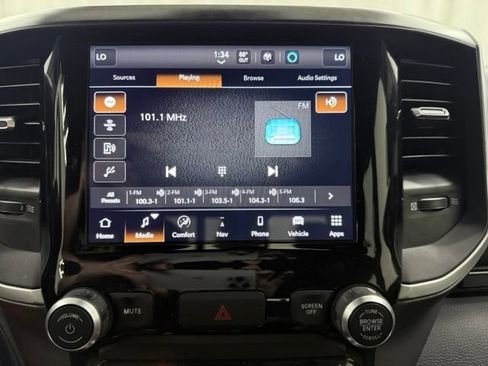 Used 2022 RAM 1500 Big Horn AWD/4WD image 32