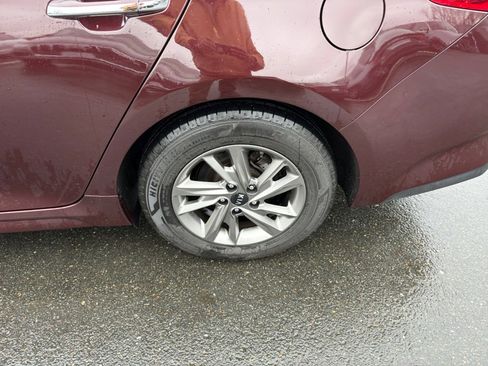 Used 2019 Kia Optima LX image 26