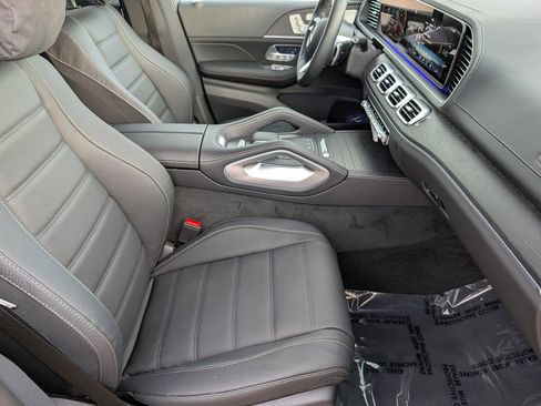 New 2026 Mercedes-Benz GLS 450 4MATIC image 12