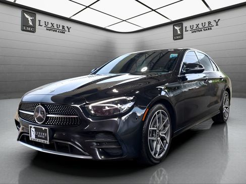 Used 2023 Mercedes-Benz E 450 4MATIC Sedan image 4