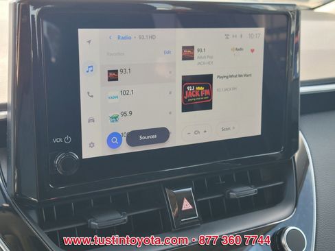 Used 2024 Toyota Corolla LE FWD image 20