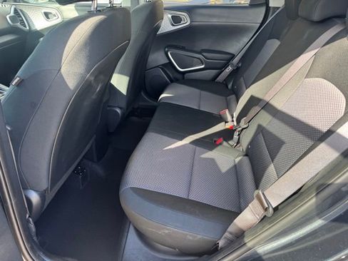 Certified 2025 Kia Soul LX image 10