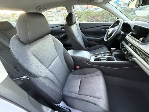 New 2025 Honda Accord LX image 40