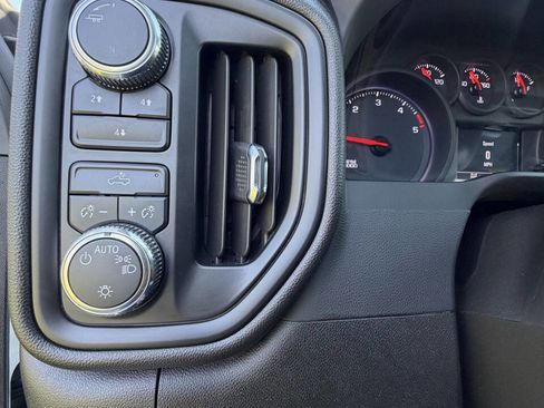 Used 2023 GMC Sierra 3500 Pro w/ Convenience Package image 35