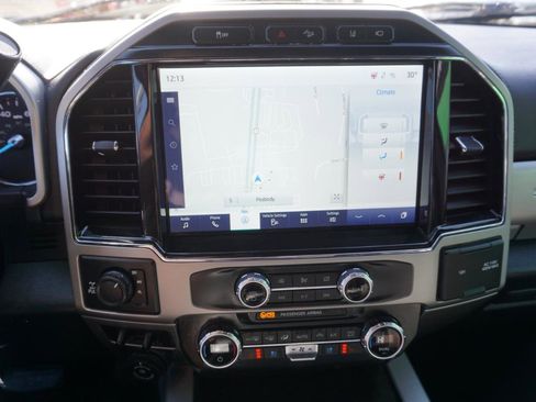 Used 2022 Ford F350 Lariat image 21