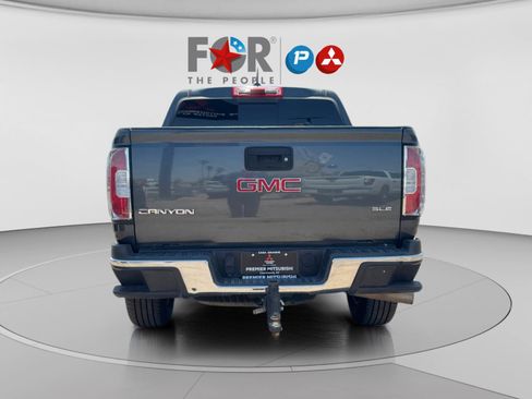 Used 2017 GMC Canyon SLE w/ SLE Convenience Package RWD image 4