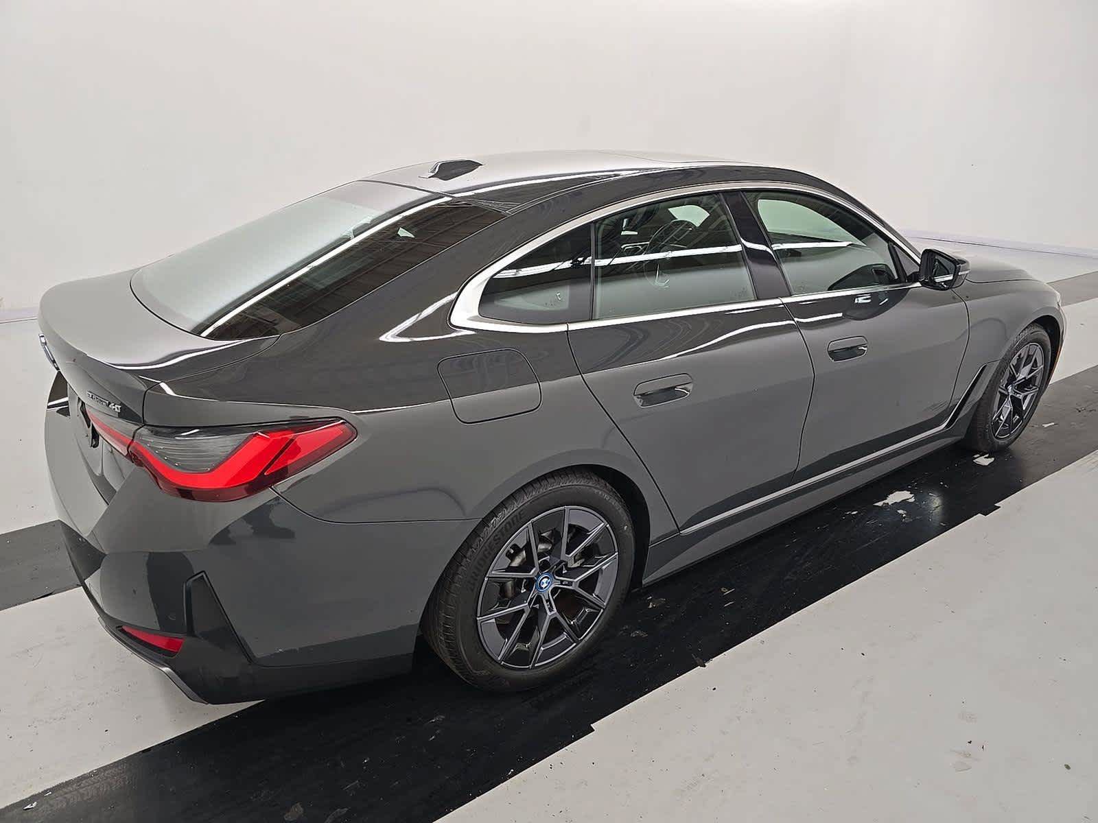 Used 2023 BMW i4 eDrive40 RWD image 4