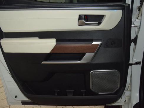 Used 2022 Toyota Tundra Capstone AWD/4WD image 44