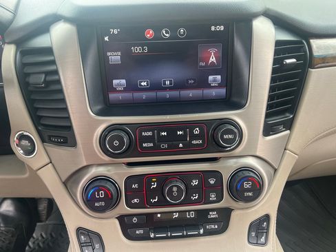 Used 2015 GMC Yukon Denali w/ Open Road Package AWD/4WD image 33