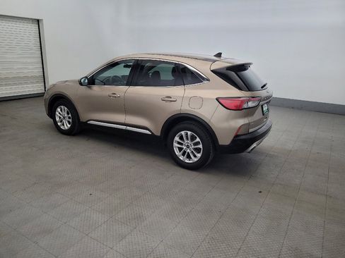 Used 2020 Ford Escape SE FWD image 3