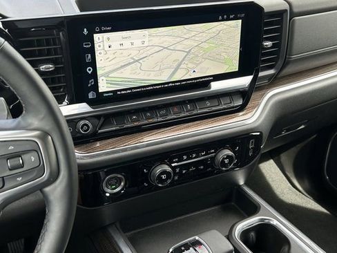 Used 2023 Chevrolet Silverado 1500 RST w/ Z71 Off-Road Package image 17