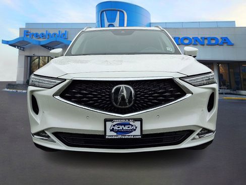 Used 2023 Acura MDX SH-AWD w/ Advance Package image 2