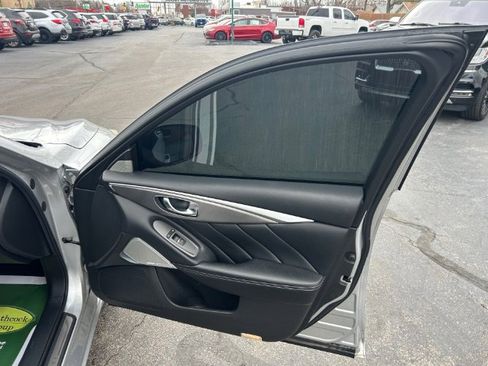 Used 2017 INFINITI Q50 3.0t Premium image 9
