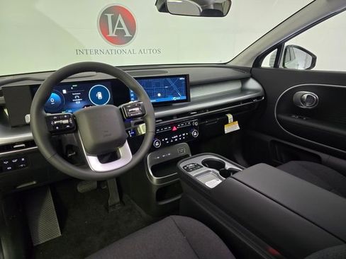 New 2026 Hyundai Ioniq 9 SE image 13
