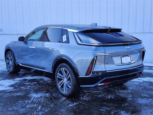 New 2026 Cadillac Lyriq Luxury image 5