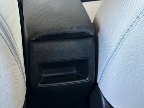 Certified 2022 Toyota Corolla LE FWD image 16