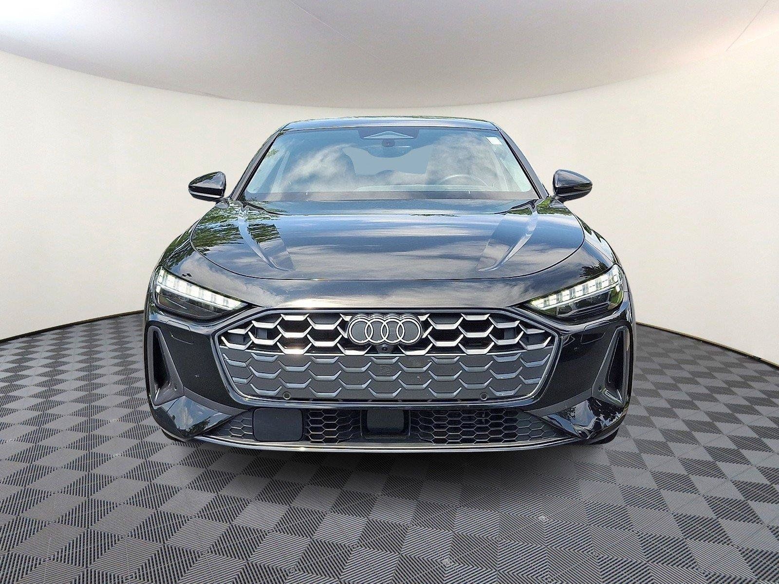 Used 2025 Audi A5 2.0T Premium Plus w/ Premium Plus AWD/4WD image 2