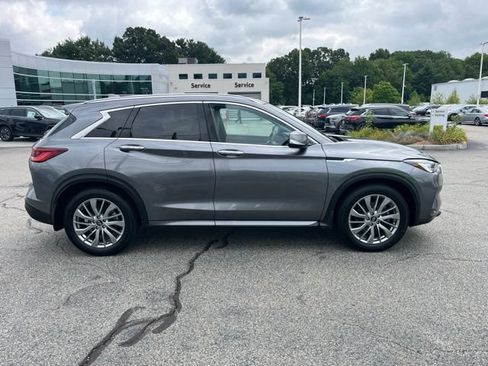 Used 2025 INFINITI QX50 Luxe AWD/4WD image 2
