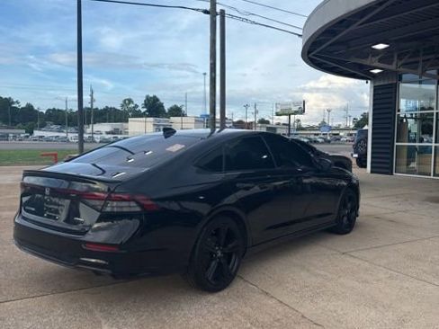 Used 2024 Honda Accord Sport image 5