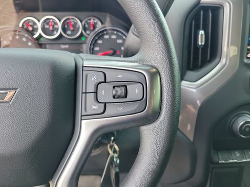 Used 2022 Chevrolet Silverado 1500 Custom Trail Boss w/ Safety Confidence Package AWD/4WD image 25