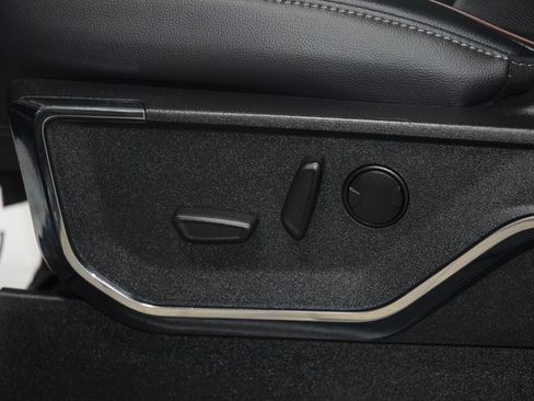 Used 2023 Ford F350 Lariat w/ Lariat Ultimate Package image 41