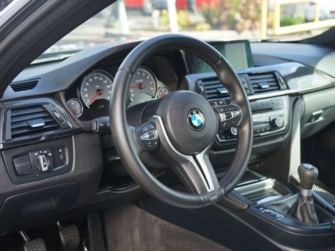 Used 2015 BMW M4 Coupe image 13