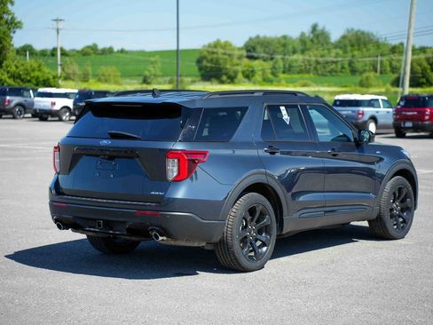 Used 2023 Ford Explorer ST-Line w/ Class IV Trailer Tow Package AWD/4WD image 5
