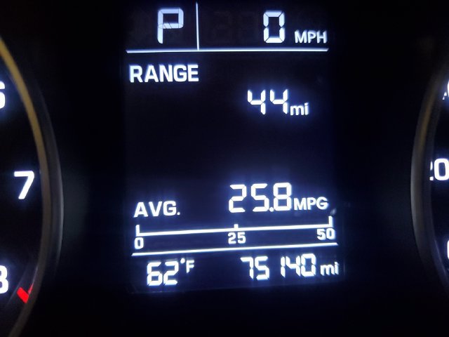 Used 2017 Hyundai Elantra SE FWD image 18