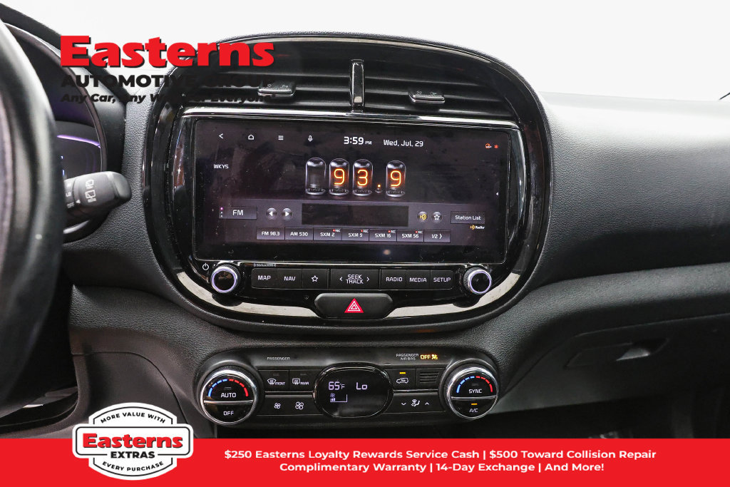 Used 2023 Kia Soul EX FWD image 13