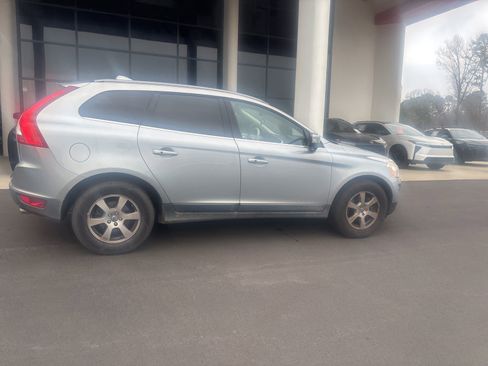 Used 2011 Volvo XC60 3.2 image 11