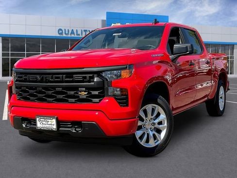 New 2026 Chevrolet Silverado 1500 Custom RWD image 2