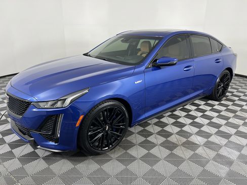 Used 2021 Cadillac CT5 V w/ Platinum Package AWD/4WD image 8