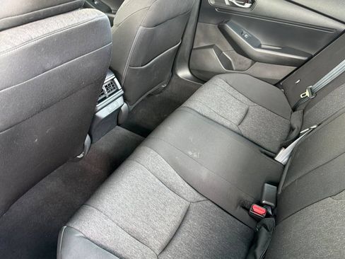 Used 2025 Honda Accord LX image 12