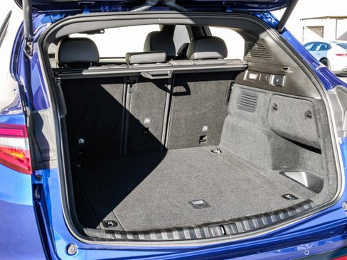 Used 2022 Alfa Romeo Stelvio Sprint image 48