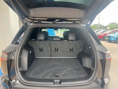 Used 2025 Chevrolet Equinox RS w/ Safety and Technology Package AWD/4WD image 12