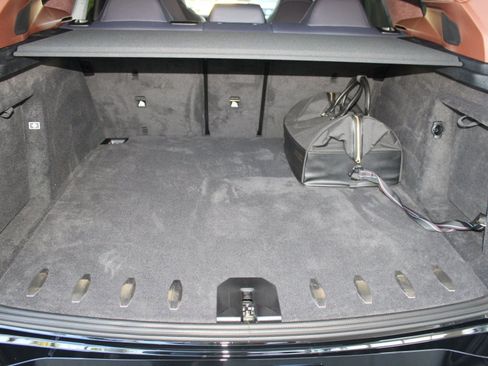 Used 2026 BMW XM Label Red image 32