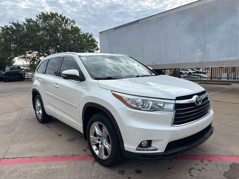 Used 2014 Toyota Highlander Limited FWD image 3