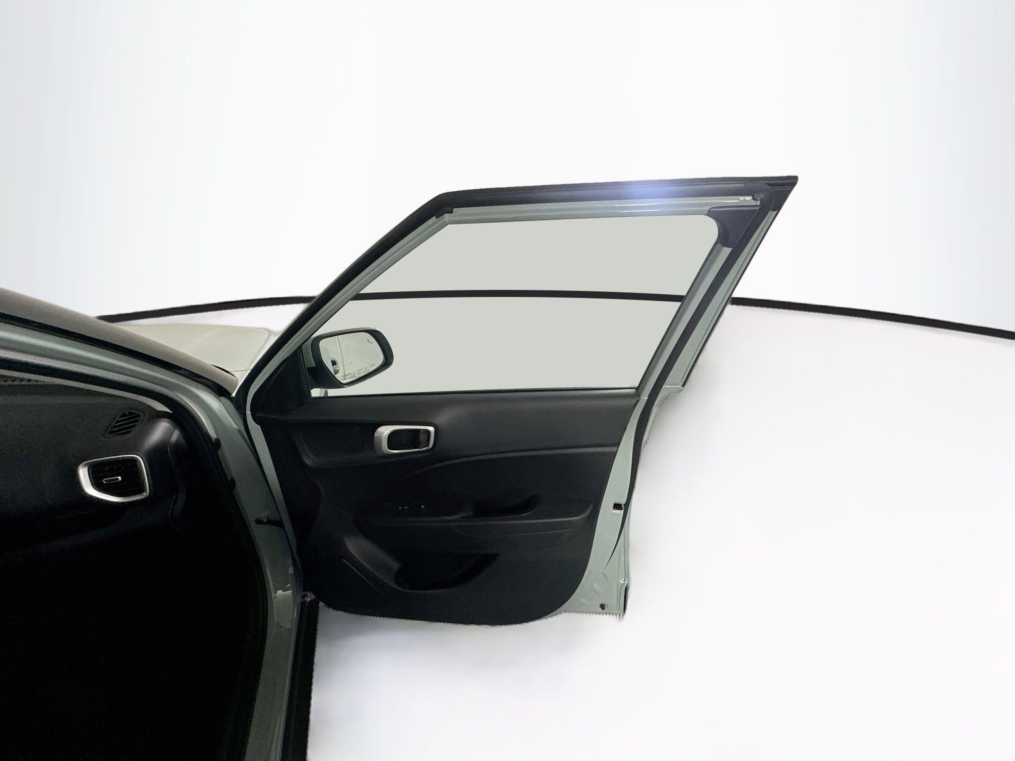 Used 2025 Hyundai Venue SEL FWD image 31