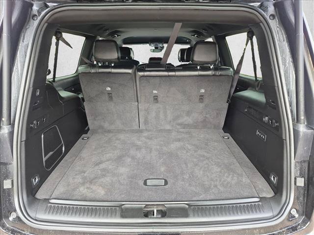 Used 2023 Jeep Wagoneer L Series II AWD/4WD image 6