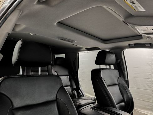 Used 2018 Chevrolet Tahoe LT AWD/4WD image 12