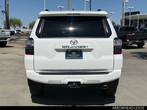 Used 2022 Toyota 4Runner SR5 Premium AWD/4WD image 6