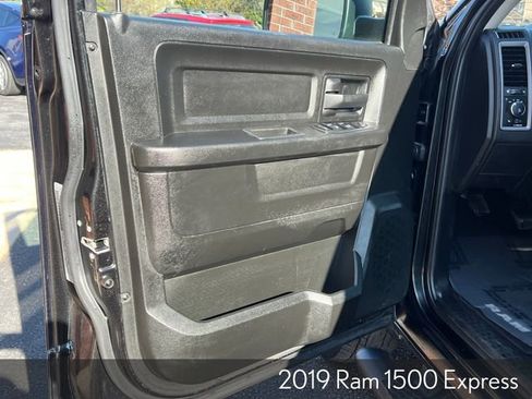 Used 2019 RAM 1500 Express w/ Express Value Package image 18