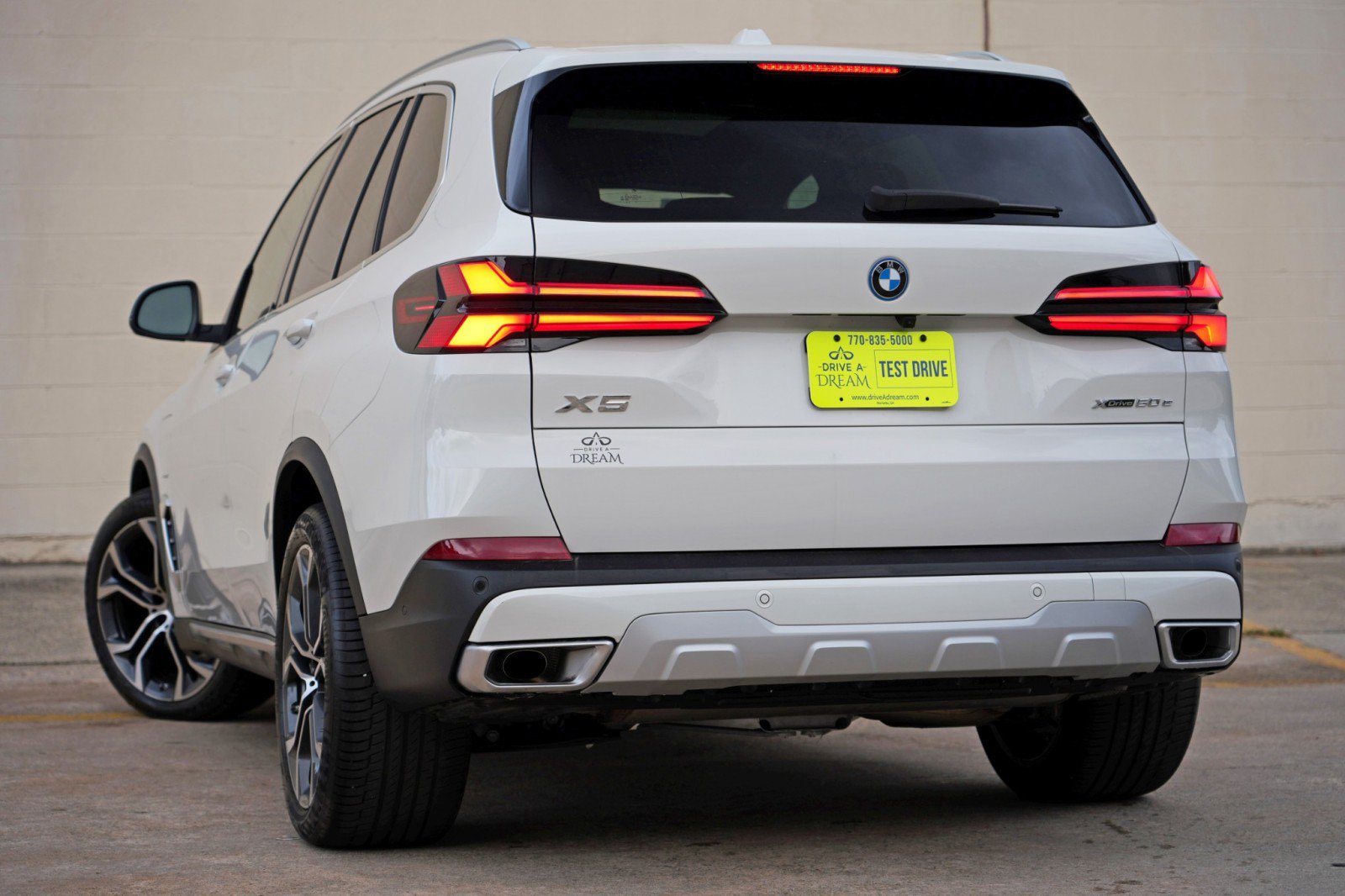 Used 2026 BMW X5 xDrive50e w/ Premium Package AWD/4WD image 6