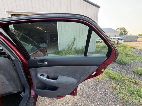 Used 2004 Honda Accord EX image 26
