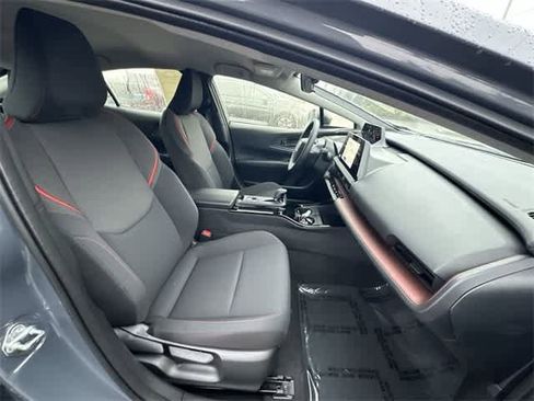 Used 2026 Toyota Prius Plug-In Hybrid image 21