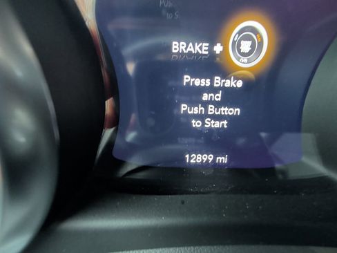 Used 2023 Jeep Wrangler Unlimited Rubicon w/ Cold Weather Group image 16