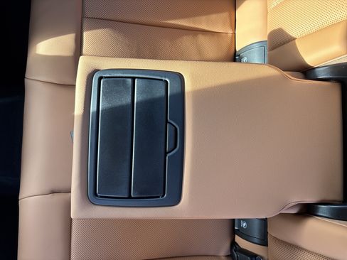 Certified 2025 BMW 330i Sedan RWD image 40