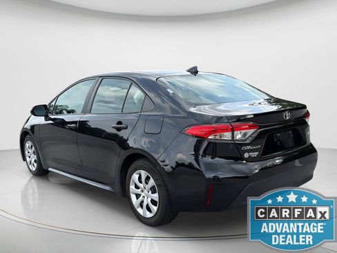 Used 2024 Toyota Corolla LE FWD image 7